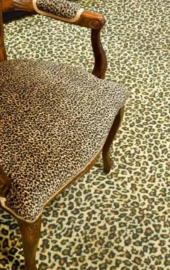 leopard bosma gilam