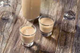 Licor de crema irlandesa dulce casero