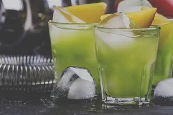 Hulk kwenye cocktail ya likizo