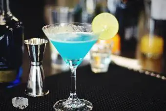 Modrý kamikadze nápoj