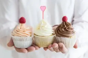Cupcakes na cream cheese frosting