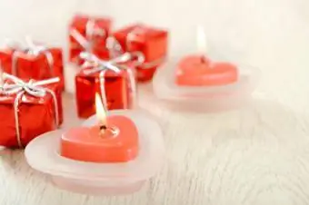 candele a forma di cuore