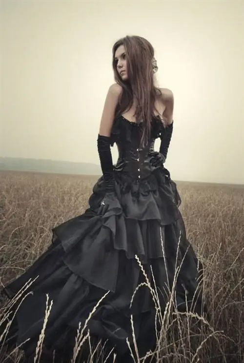 गॉथिक प्रोम ड्रेस डिजाइन विचार
