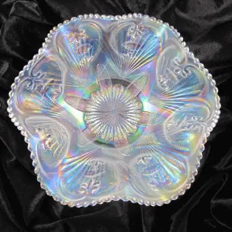 Αντίκα Dugan Petal & Fan White Carnival Glass Large Bowl