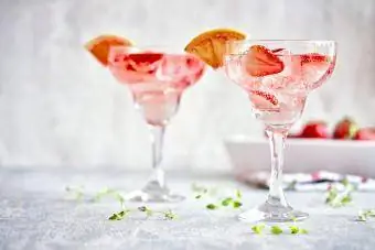 Strawberry Spritzers