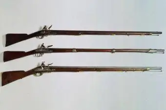 senapan flintlock sekitar tahun 1779