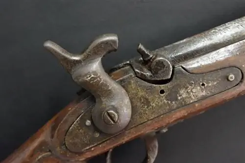 Antik Flintlock puskák: történelem, azonosító & értékek