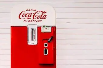 Una macchinetta della Coca-Cola vintage