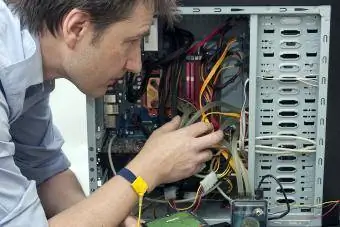 Оборудване за ремонт на компютърна техника