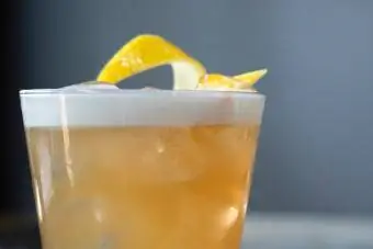 Amaretto Wine Sour