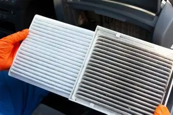 schoon en vuil airconditionerfilter