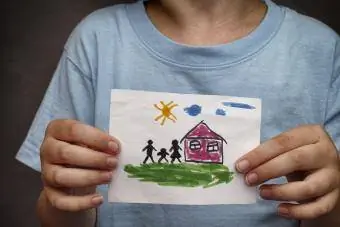çocuğun aile çizimi