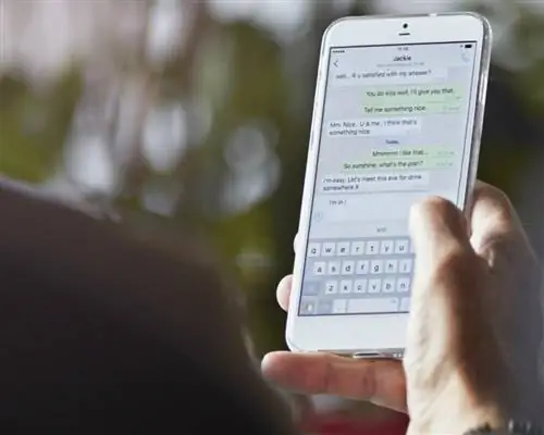 Paano Kumuha ng Mga Lumang Text Message mula sa Mga Cell Phone