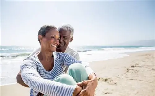 Komunitete të bukura të daljes në pension në Florida për t'u marrë parasysh