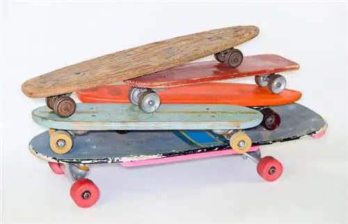 Cov Keeb Kwm Txias ntawm Vintage Skateboards
