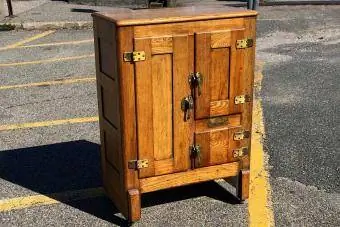 c1890 Oak Ice Box