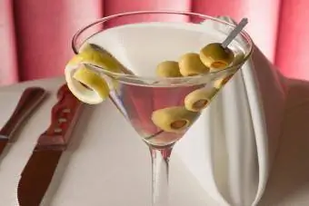 full servering martini