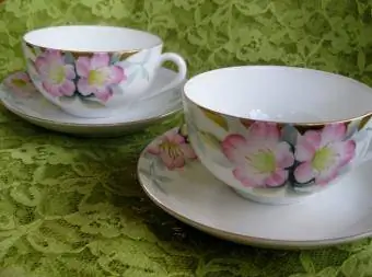 Azalea Pattern Teacups በኖሪታኬ