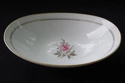 Anong Antique Noritake China Pattern ang May Gintong Ukit?