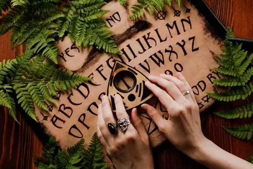 Faqet falas në internet të Bordit Ouija
