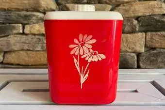 Midcentury Lustro Ware plastični kanister za cvijeće