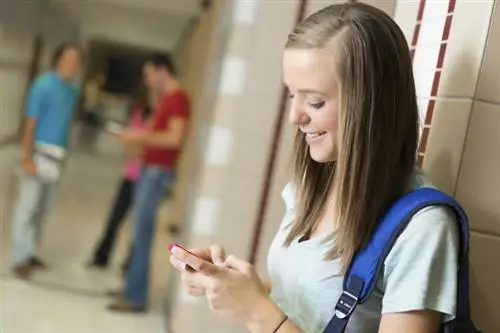 Mobiiltelefonide plussid koolis