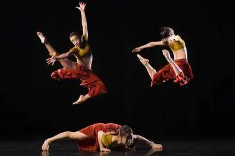 Corpo di danza moderna