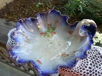 Antique Flow Blue La Belle China